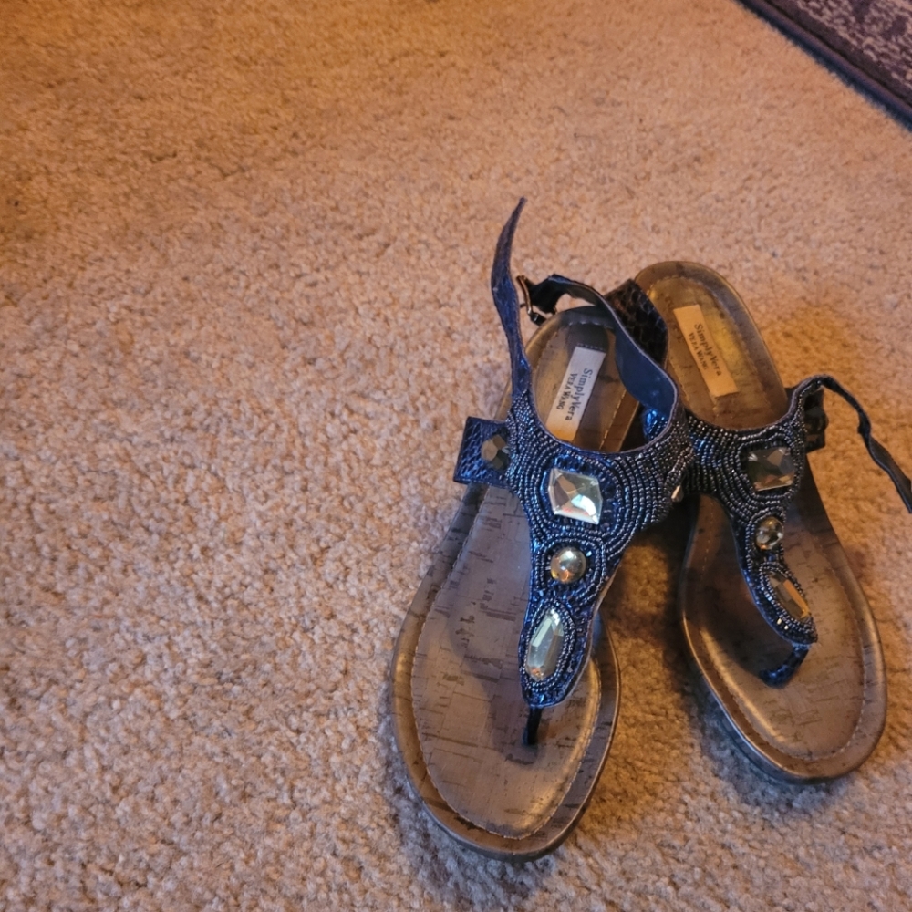 Simply Vera sandals